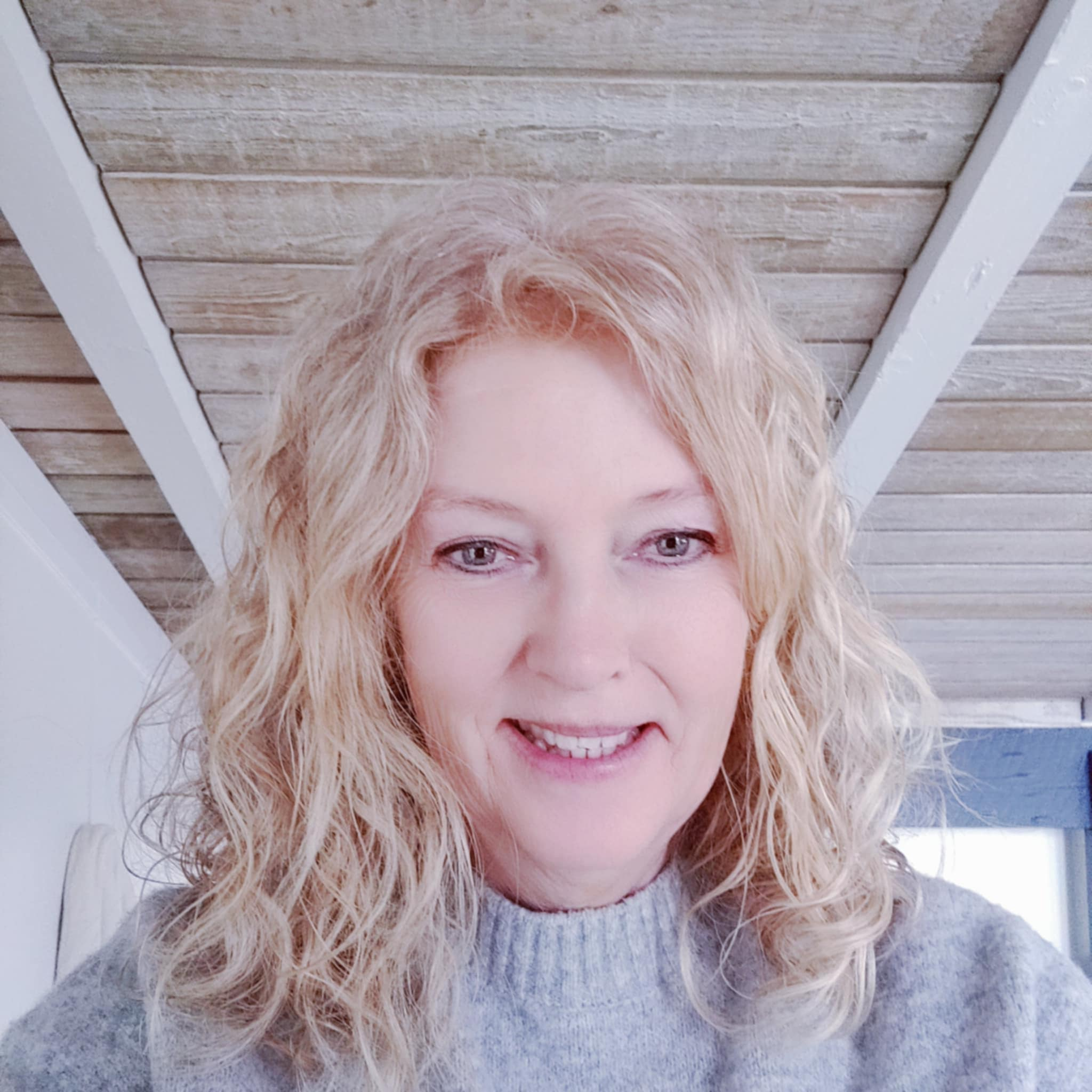 Helle Frost